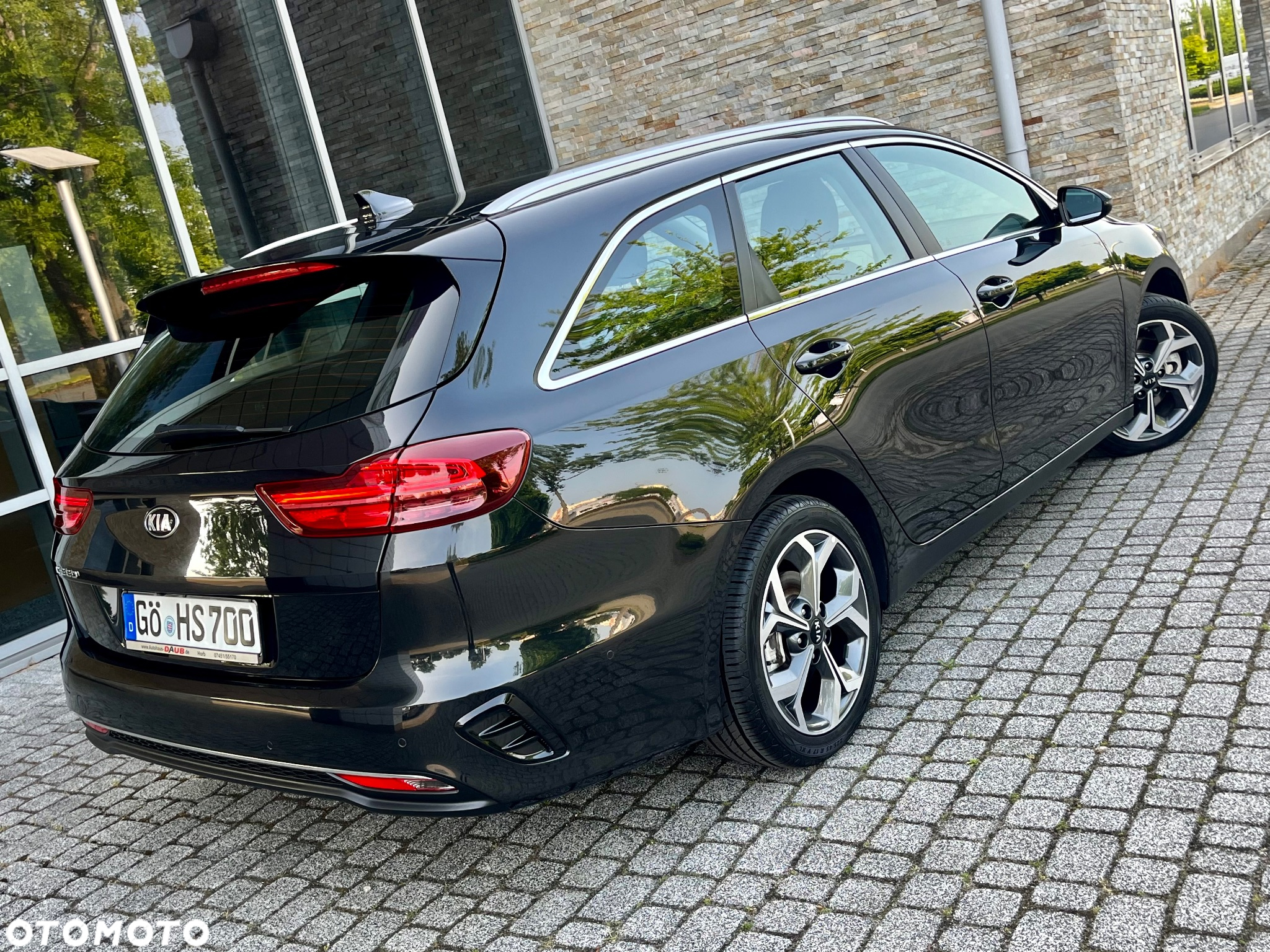 Kia Ceed SW 1.6 CRDi DCT Spirit - 4