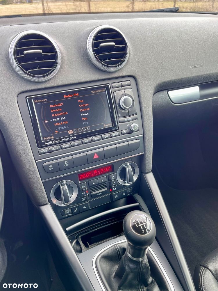 Audi A3 Sportback 1.6 TDI DPF Ambition - 22