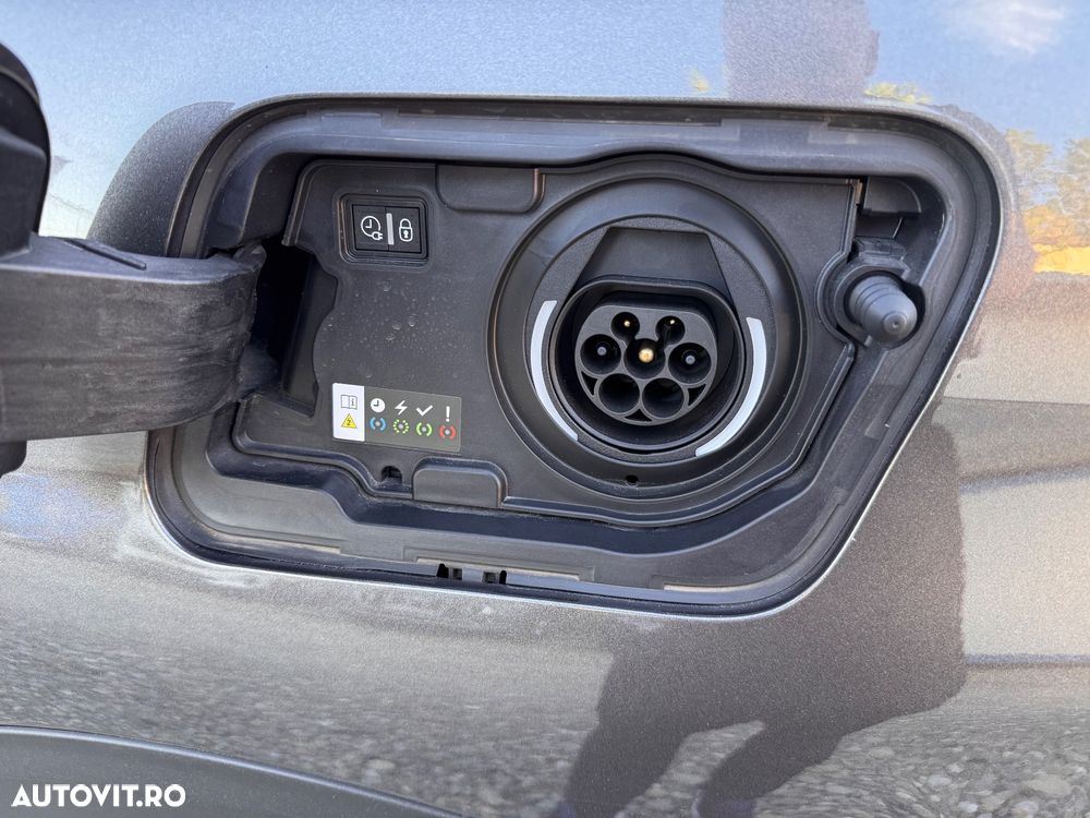 Peugeot 3008 PHEV 225 EAT8 GT - 37