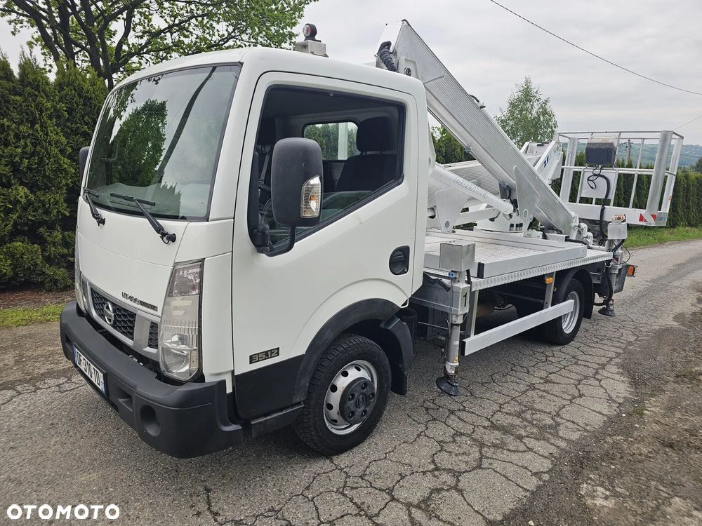 Nissan CABSTAR-MULTITEL NT400 - 1