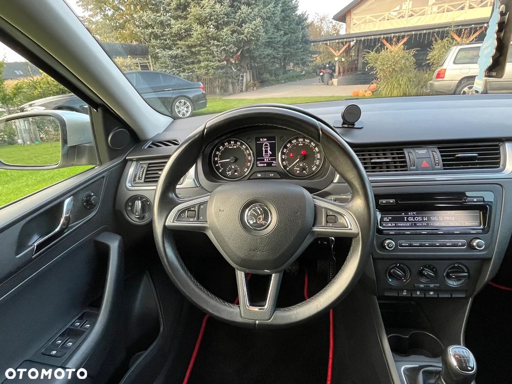 Skoda RAPID 1.6 TDI DPF Edition - 9