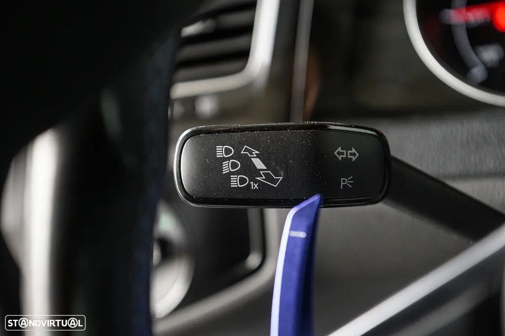 VW Golf 1.4 GTE Plug-In-Hybrid DSG - 43