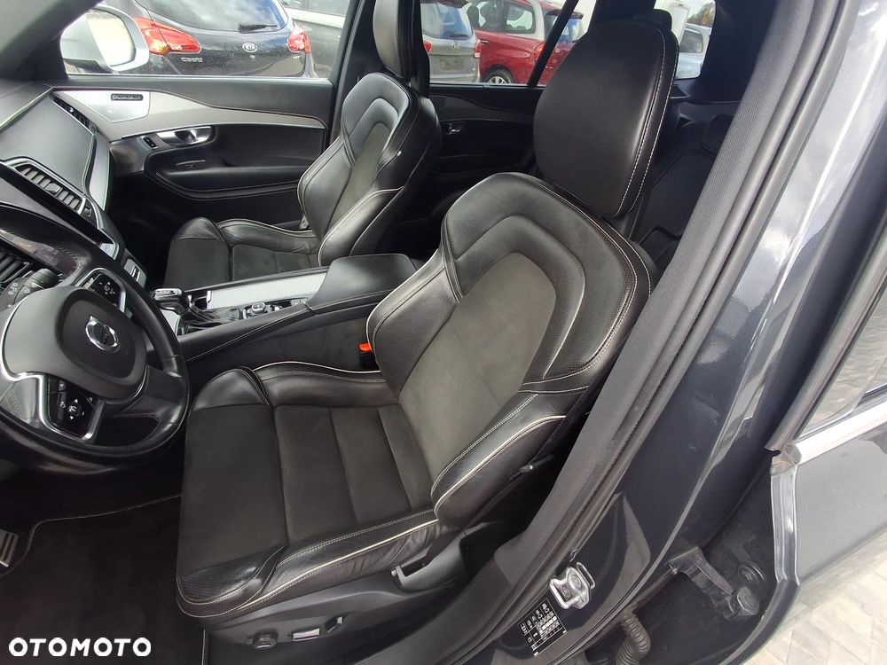 Volvo XC 90 D5 AWD Geartronic RDesign - 19