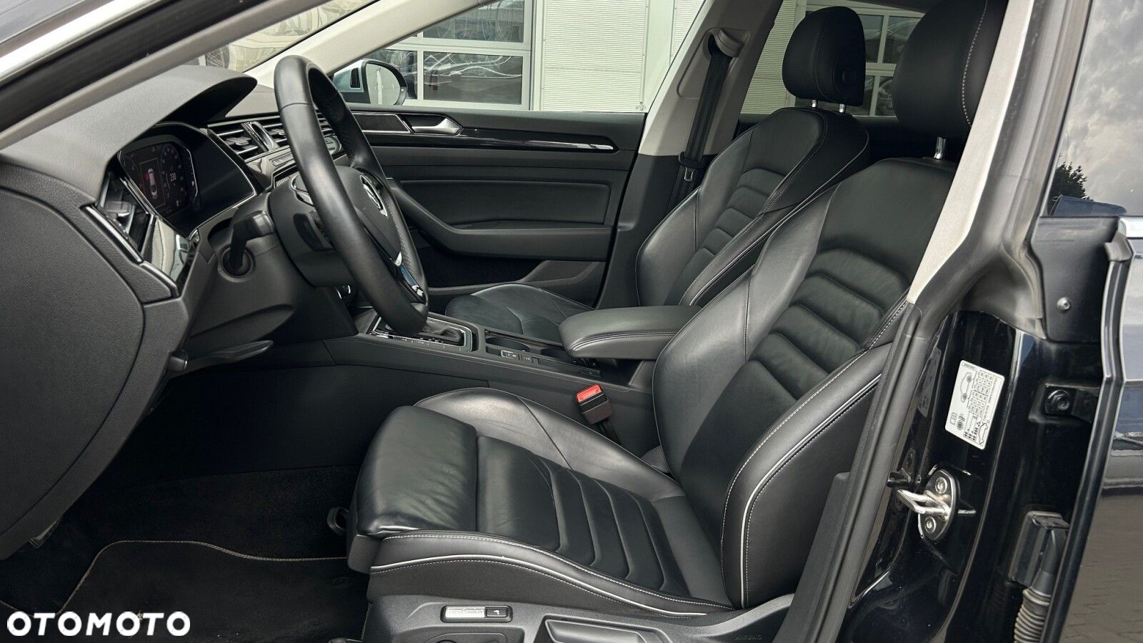 Volkswagen Arteon 2.0 TDI SCR Elegance DSG - 9