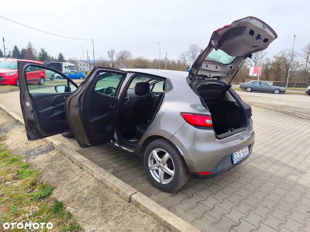 Renault Clio 1.2 16V Life - 18