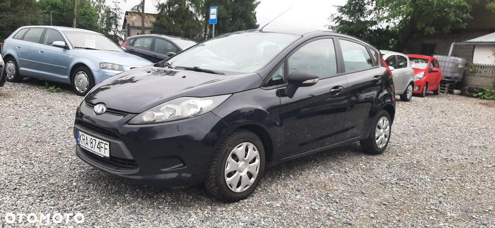 Ford Fiesta - 9