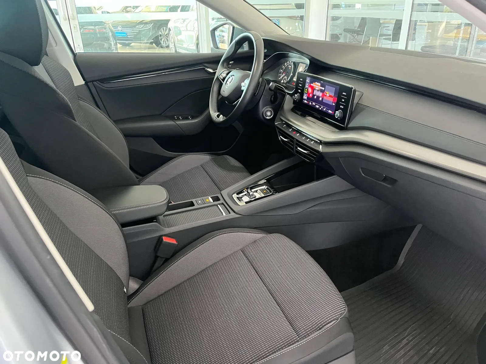 Skoda Octavia 2.0 TDI Ambition DSG - 19