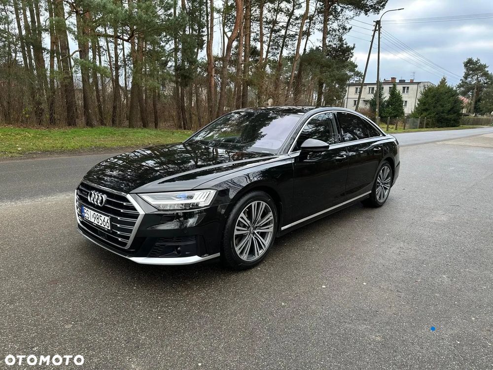 Audi A8 - 1