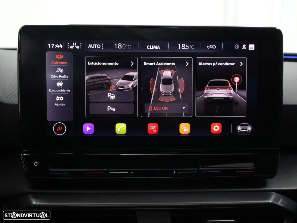 Cupra Leon 1.5 eTSI MID DSG - 22