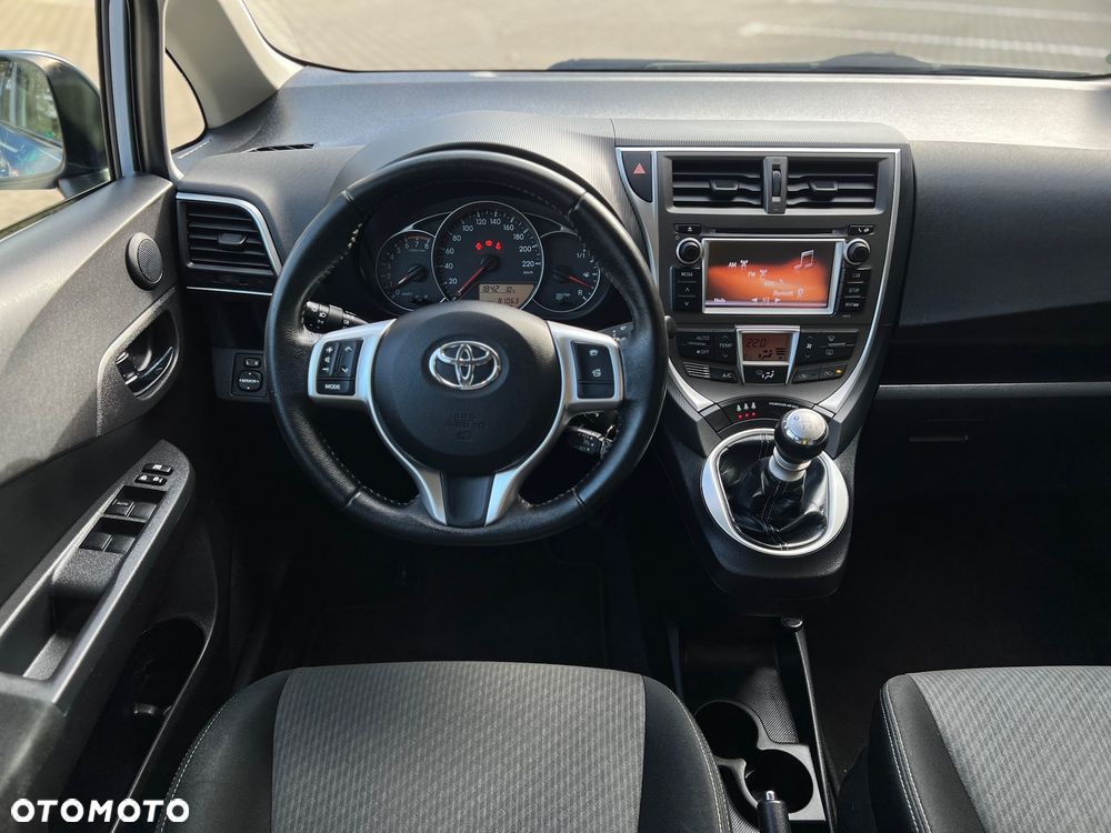 Toyota Verso S 1.33 Life - 25