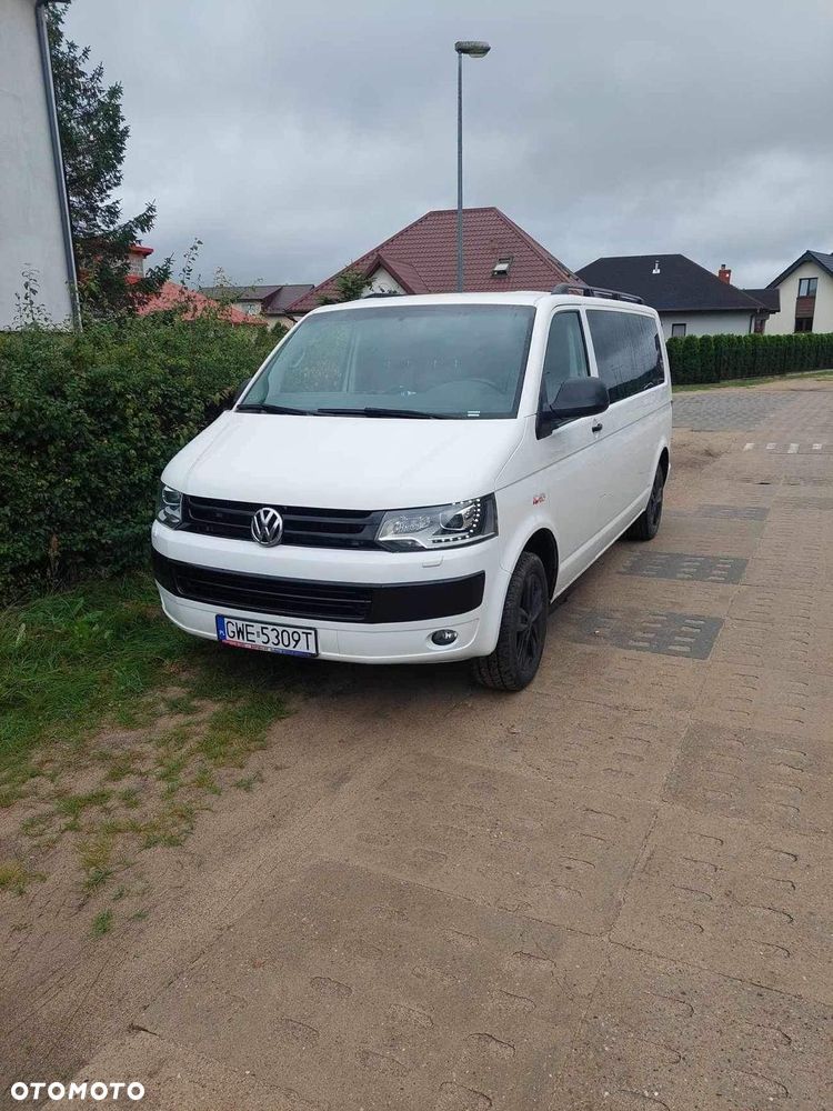 Volkswagen Caravelle - 12