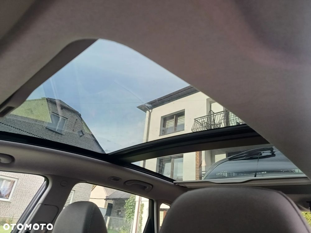 Kia Venga 1.4 M - 17