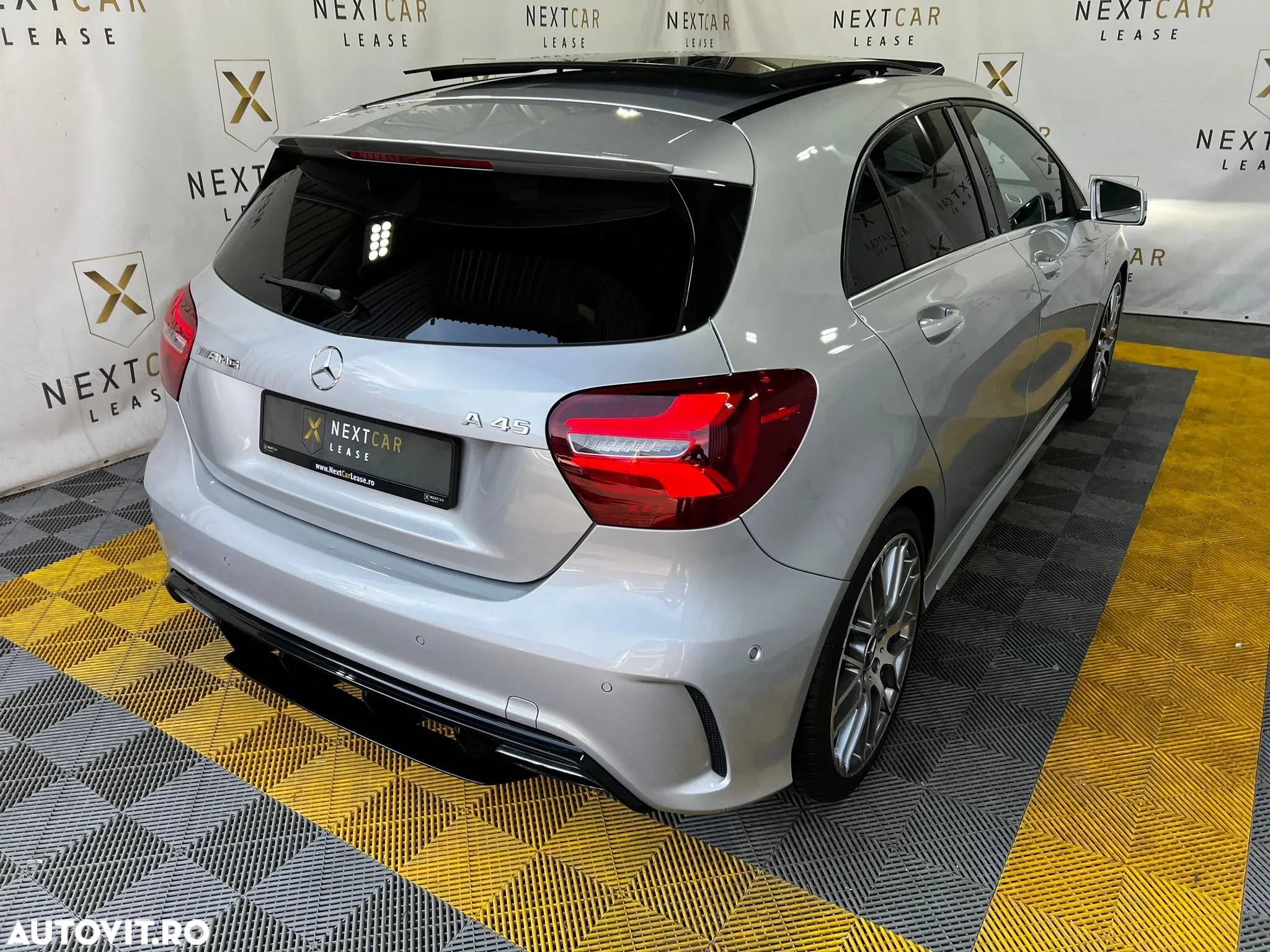 Mercedes-Benz A 45 AMG 4MATIC Aut. - 4