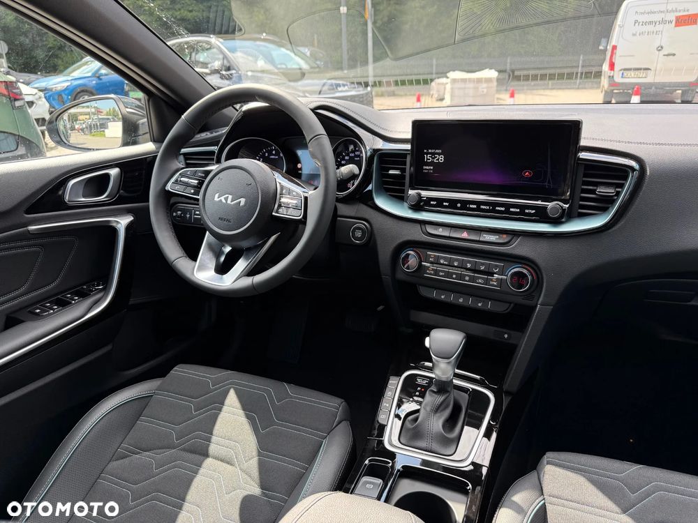 Kia XCeed 1.6 T-GDI Tribute DCT - 15