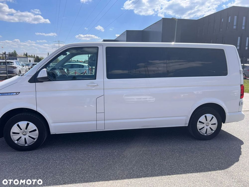 Volkswagen Caravelle - 3