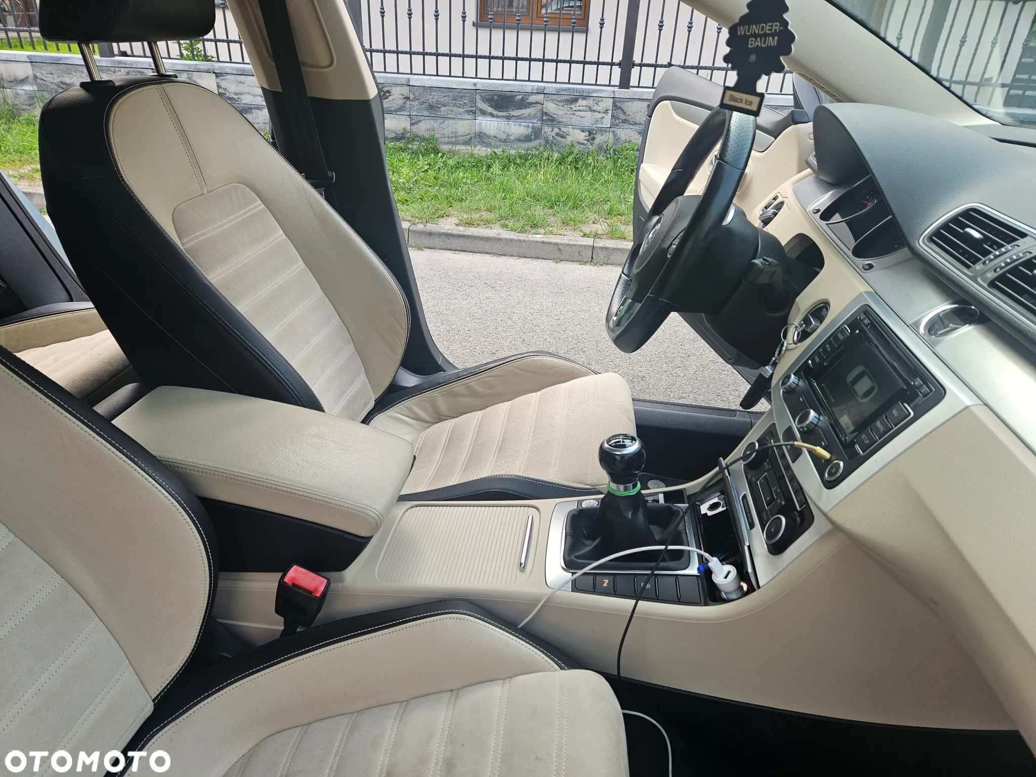 Volkswagen Passat CC 2.0 TDI BlueMotion Technology Exclusive - 21