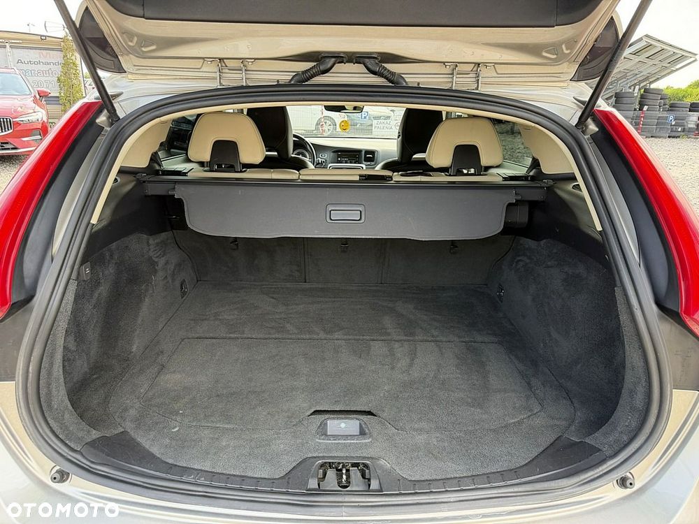 Volvo V60 - 14