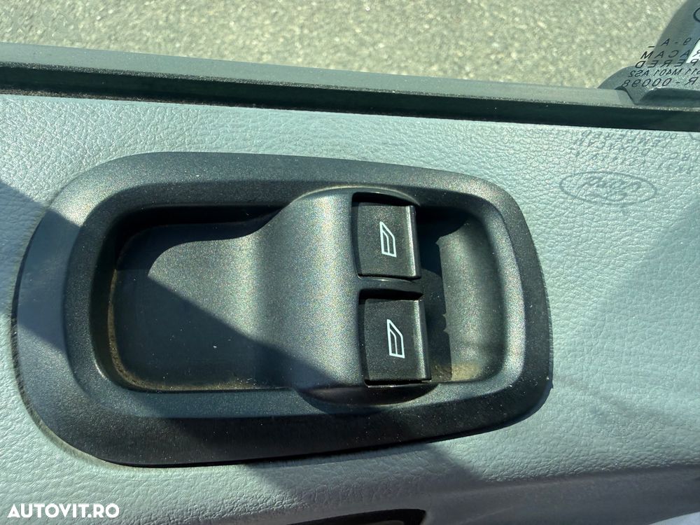 Ford Transit - 26