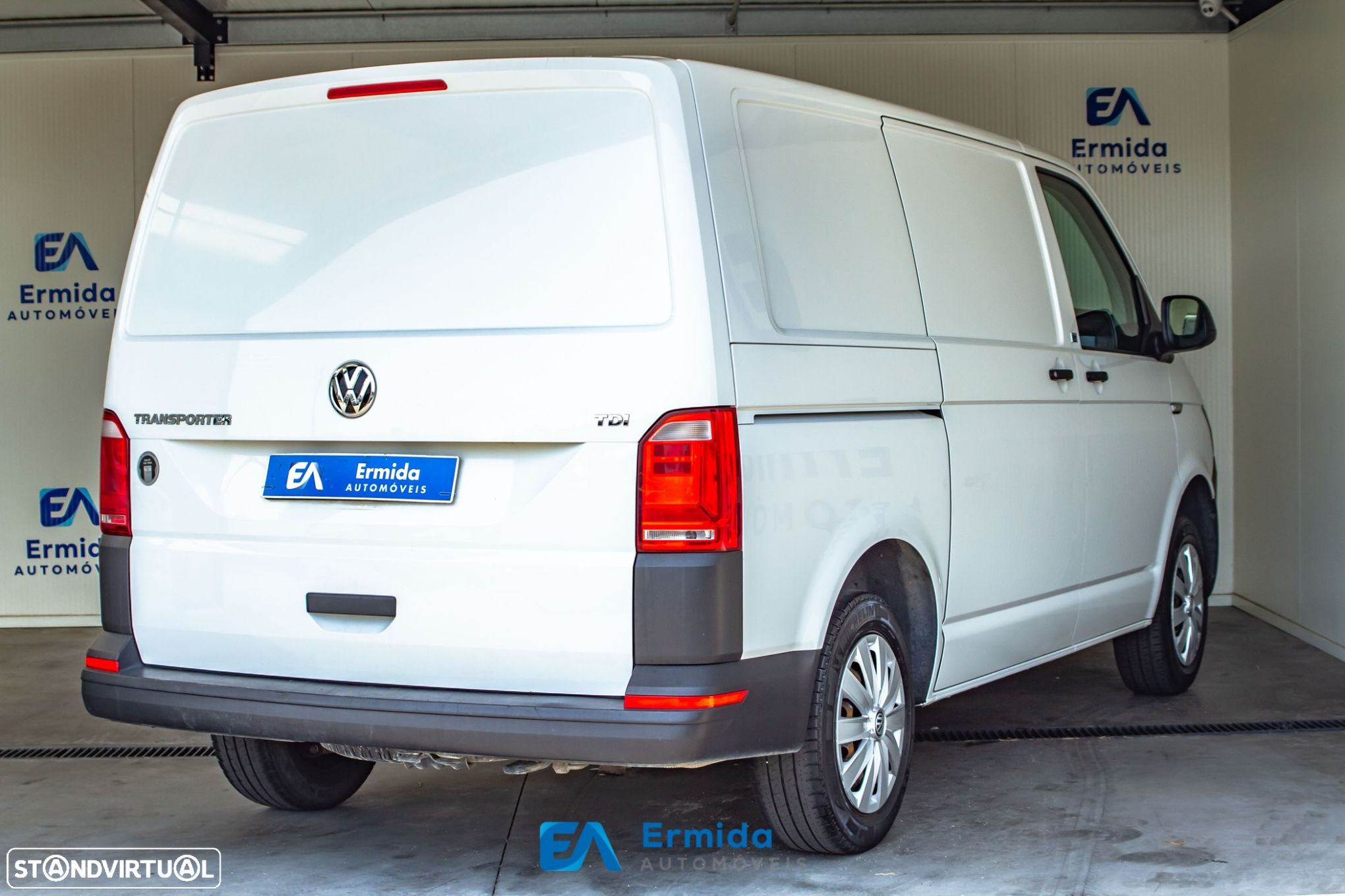 VW Transporter 2.0 TDi 102 Extra AC BlueMotion - 4
