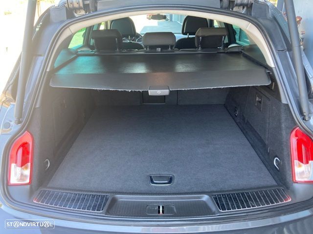 Opel Insignia Sports Tourer 2.0 CDTi Edition S/S — fotografia 26