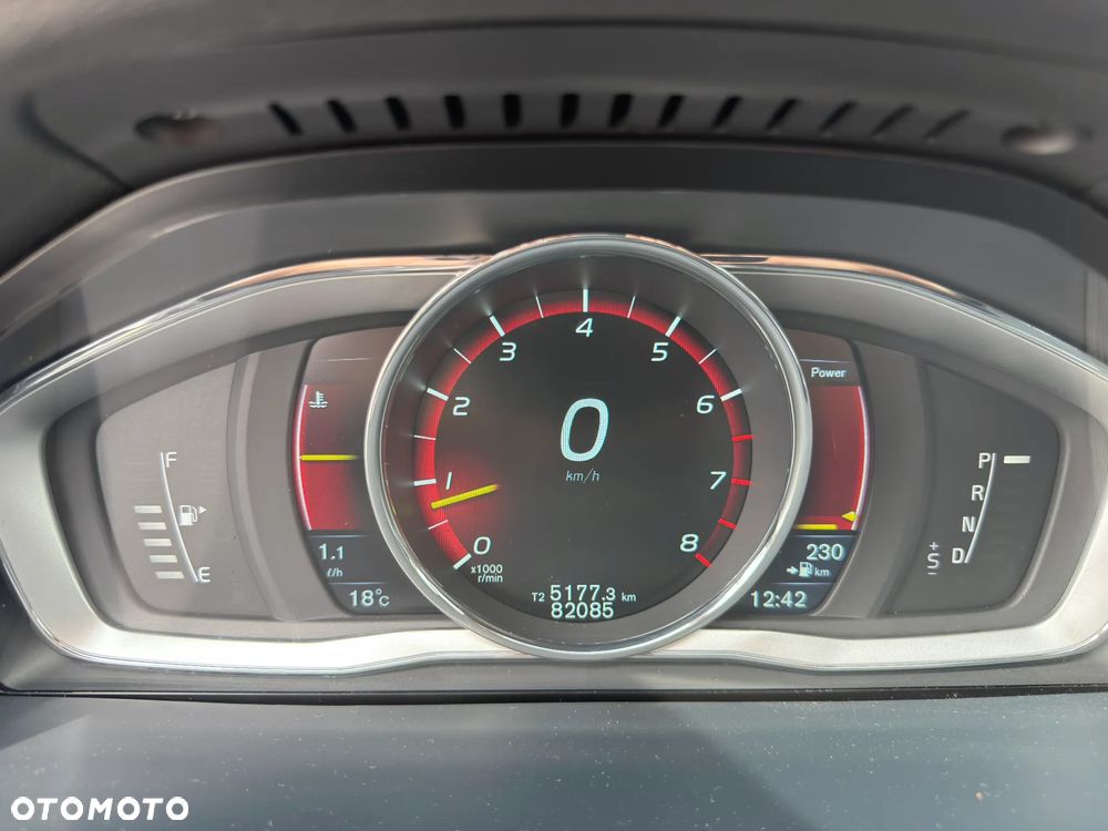 Volvo S60 2.5 T5 AWD - 24