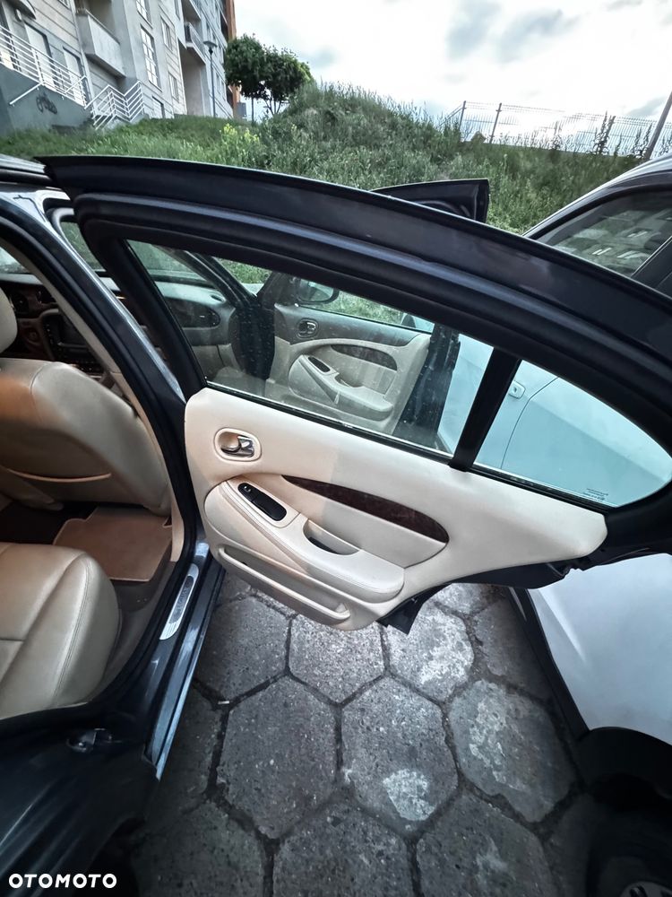 Jaguar S-Type 4.2 V8 - 27
