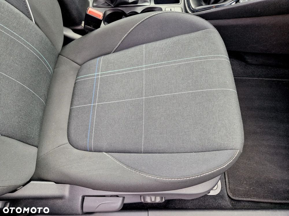 Ford Fiesta 1.1 S&S TREND - 33