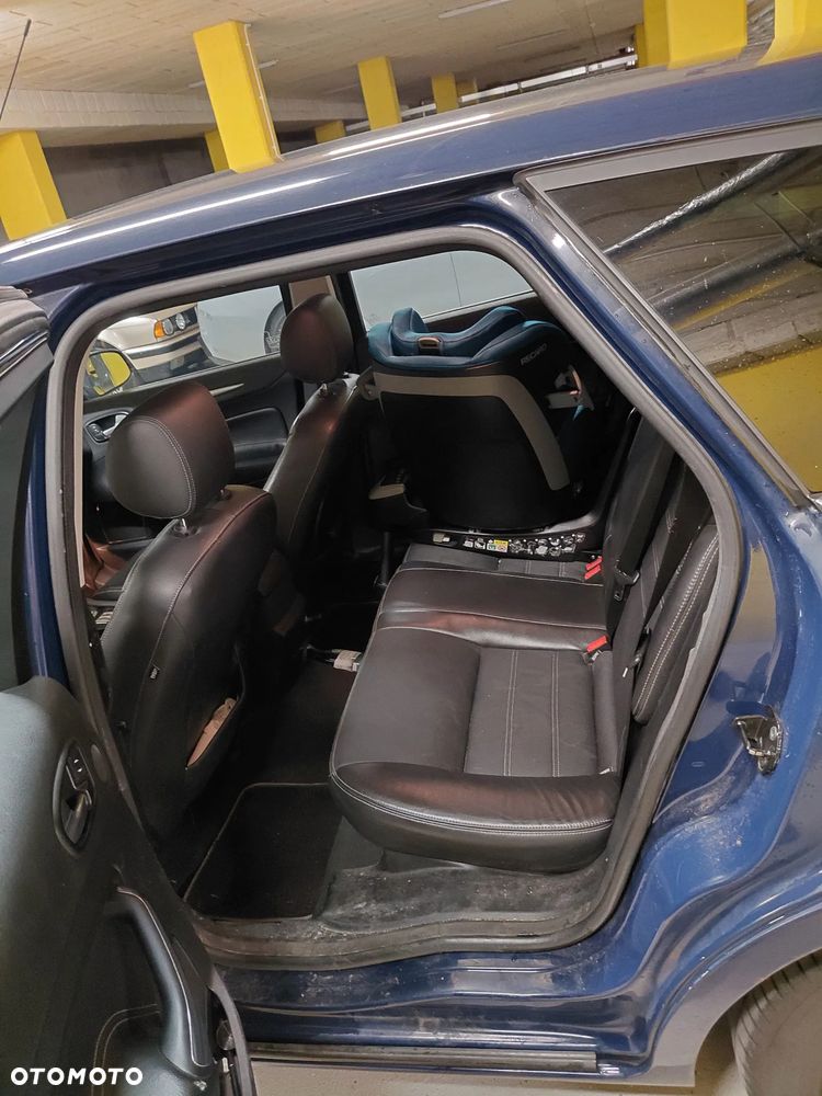 Ford Mondeo 2.5 Titanium - 21
