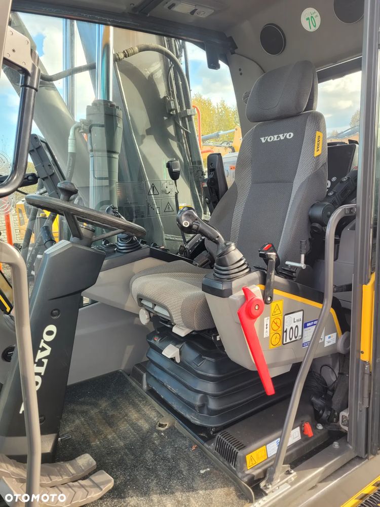 Volvo EW160E / ROTOTILT ze szczypcami / system niwelacji GPS 3D / przyczepa / - 14
