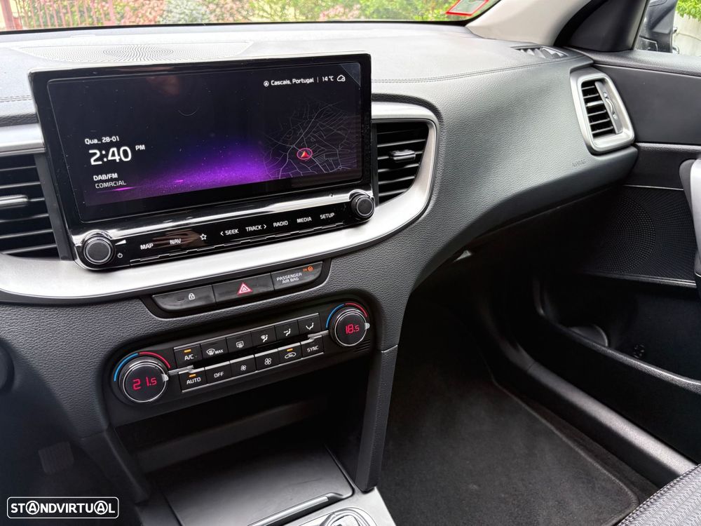 Kia XCeed 1.5 T-GDI Sport - 40