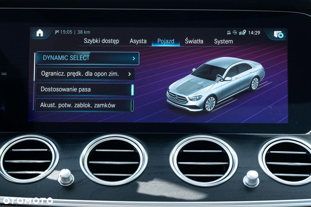 Mercedes-Benz Klasa E - 26