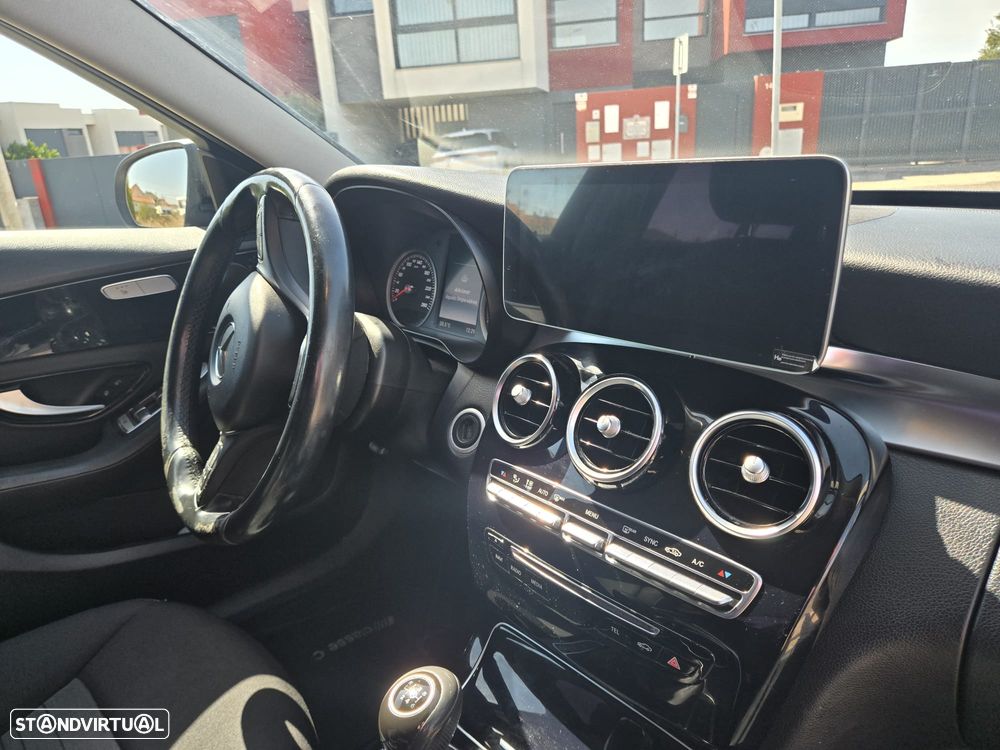Mercedes-Benz C 220 - 21