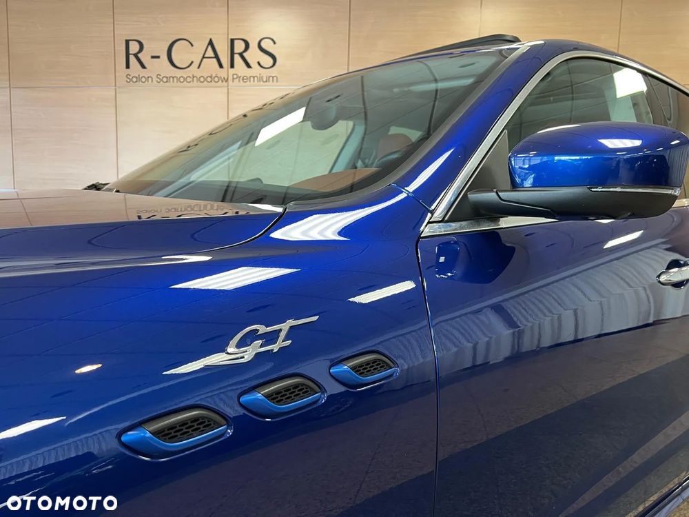 Maserati Levante ver-mhev-gt - 32