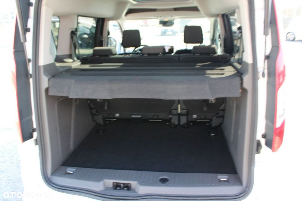 Ford Tourneo Connect - 28