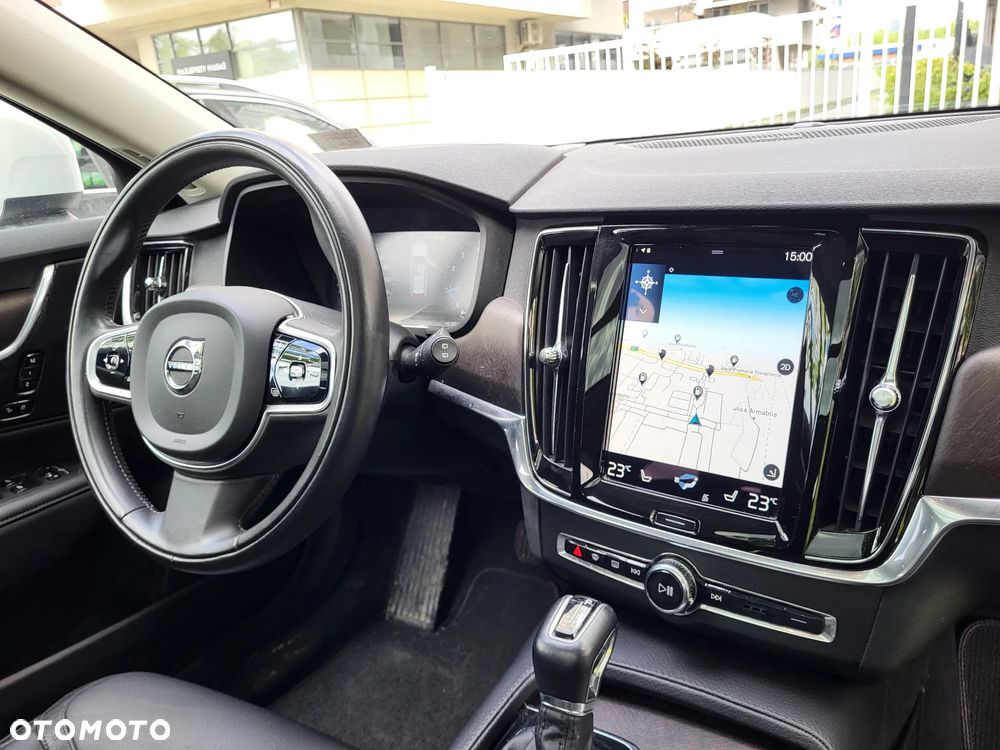 Volvo V90 Cross Country T6 AWD - 8