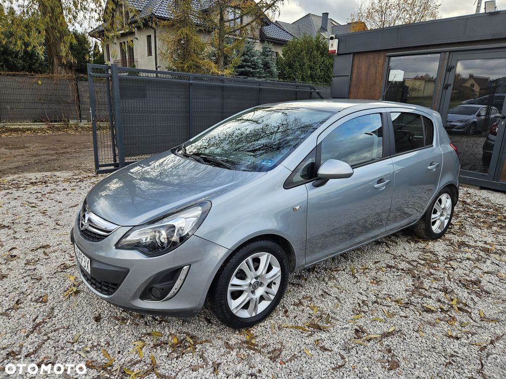 Opel Corsa 1.4 16V Innovation - 3