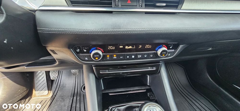 Mazda 6 SKYACTIV-G 145 Exclusive-Line - 29