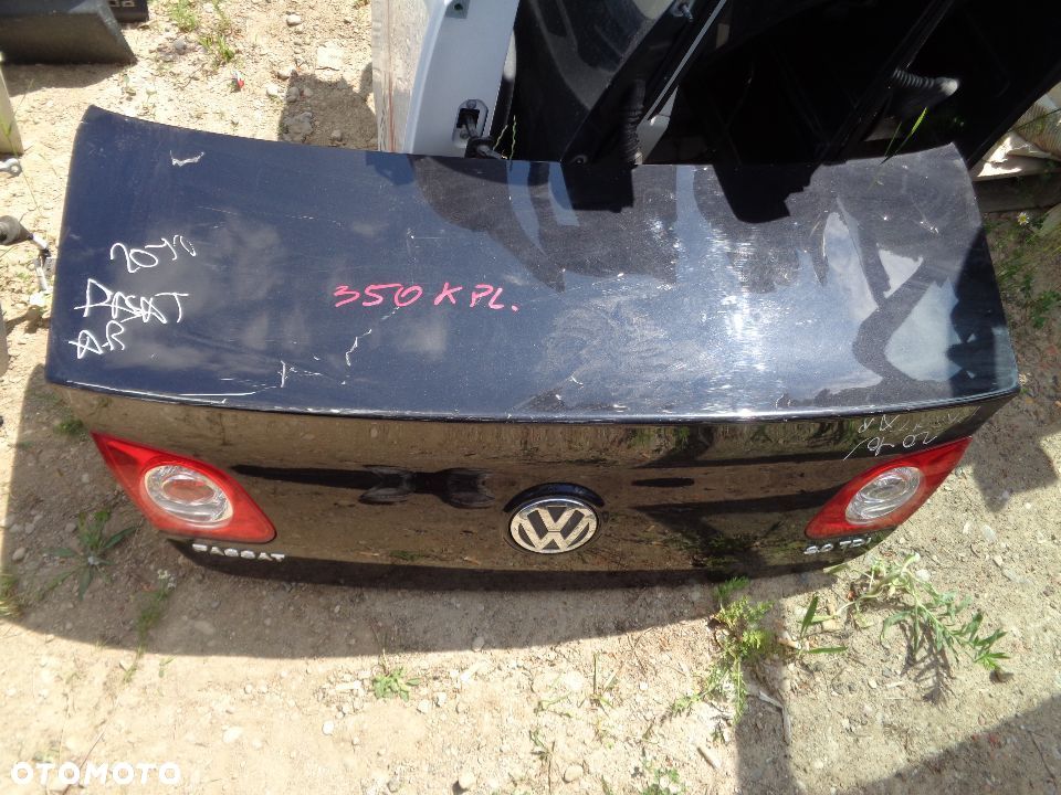 VW PASSAT B6 KLAPA TYŁ KPL.