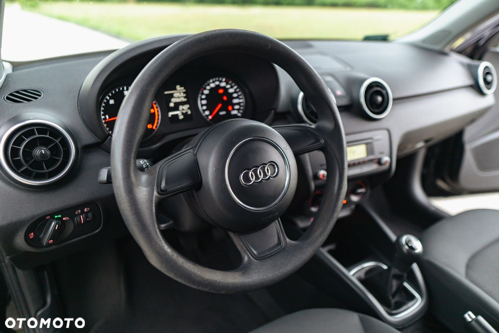 Audi A1 3-drzwiowe 1.6 TDI Ambition - 24