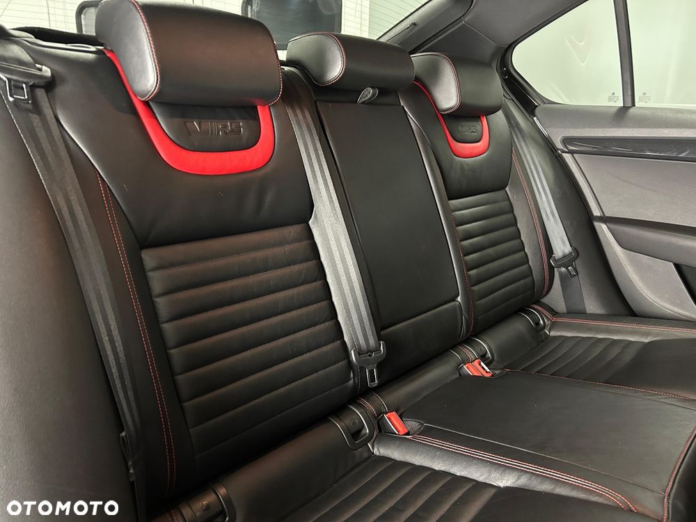 Skoda Octavia 2.0 TDI RS DSG - 19