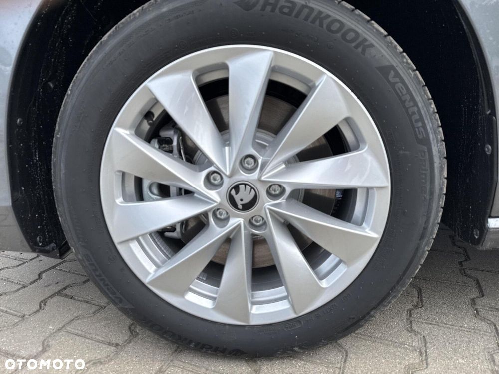 Skoda Superb 2.0 TSI Selection DSG - 9