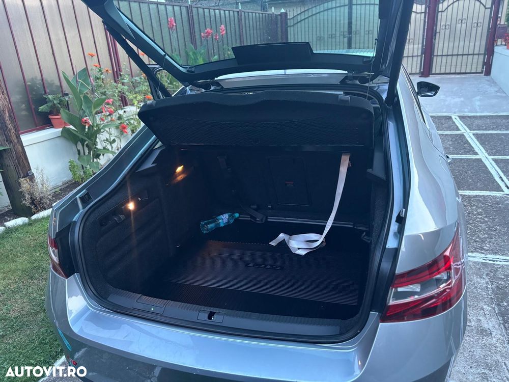 Skoda Superb 2.0 TDI DSG 4X4 Laurin & Klement - 7