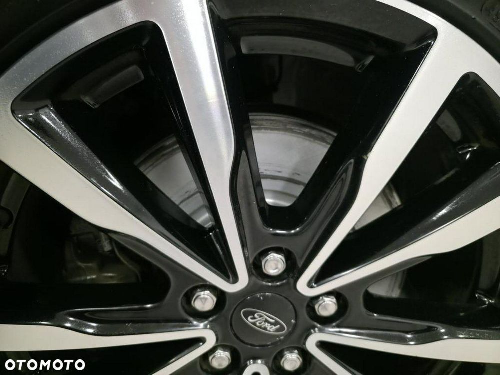 Ford Kuga 2.0 TDCi 4x2 ST-Line - 4