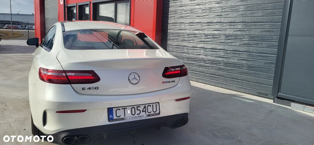 Mercedes-Benz Klasa E 450 4Matic 9G-TRONIC - 10