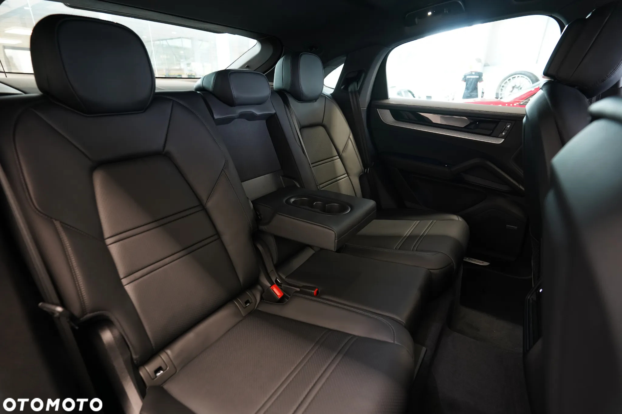 Porsche Cayenne Coupe - 13