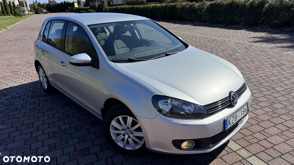 Volkswagen Golf 1.6 Edition - 1