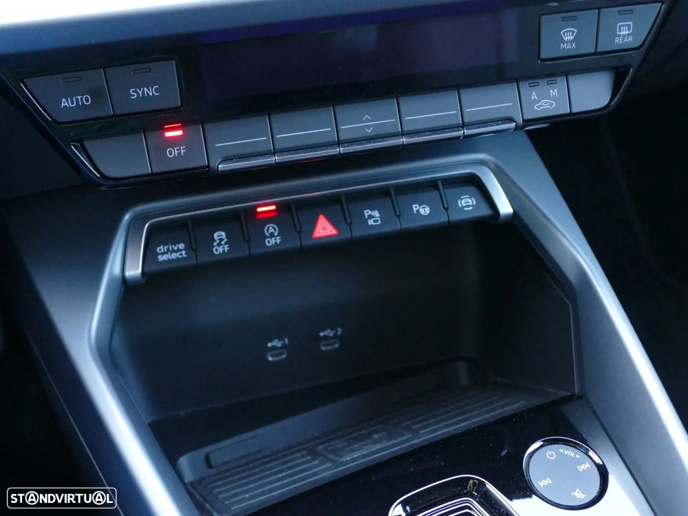 Audi A3 Sportback 30 TFSI Advanced S tronic - 22