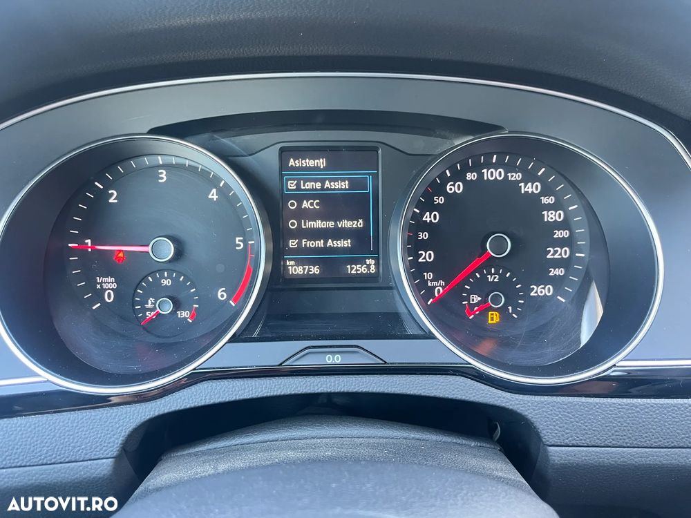 Volkswagen Passat 2.0 TDI DSG Highline - 15