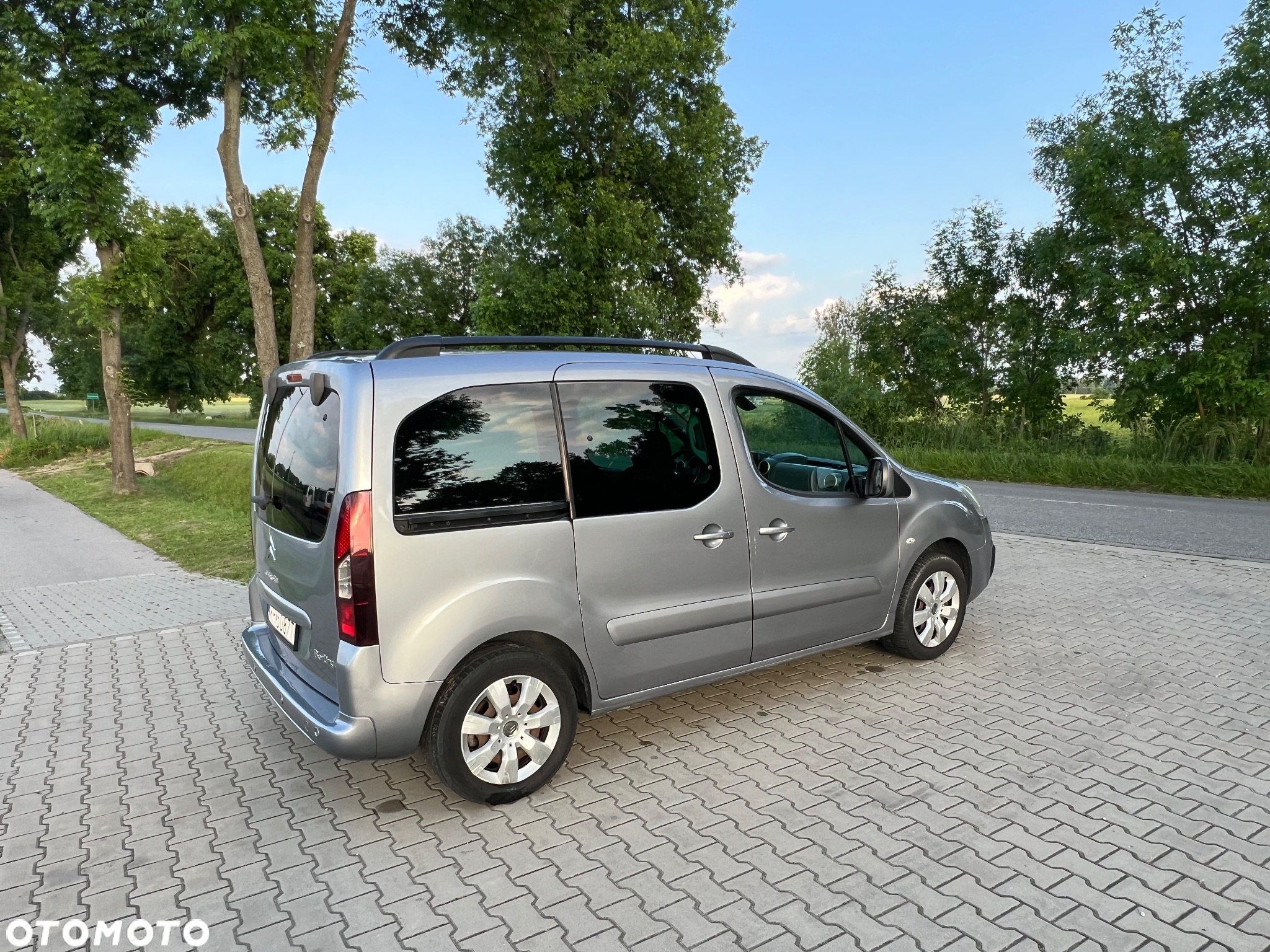 Citroën Berlingo Multispace BlueHDi 100 FEEL - 12