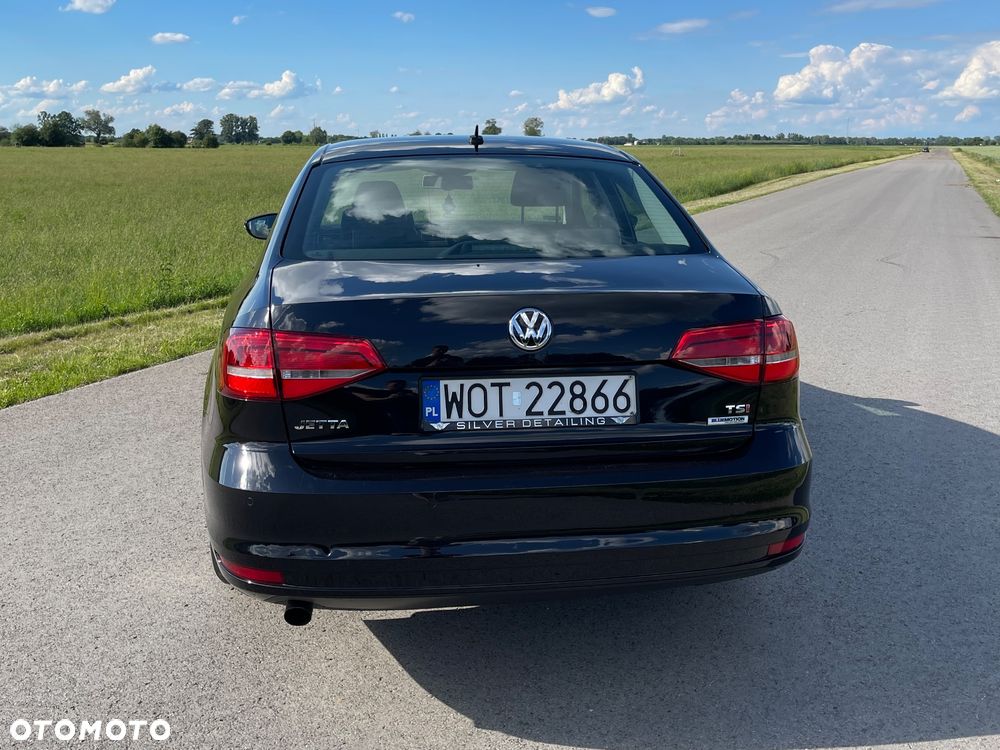 Volkswagen Jetta 1.2 TSI Comfortline - 21